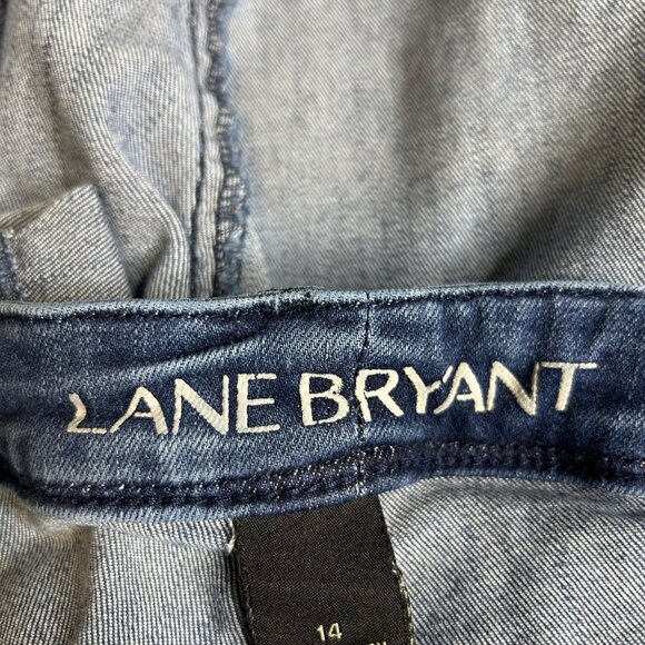 Lane Bryant Women's size 14 Mid-rise Blue Capri - Picture 10 of 14